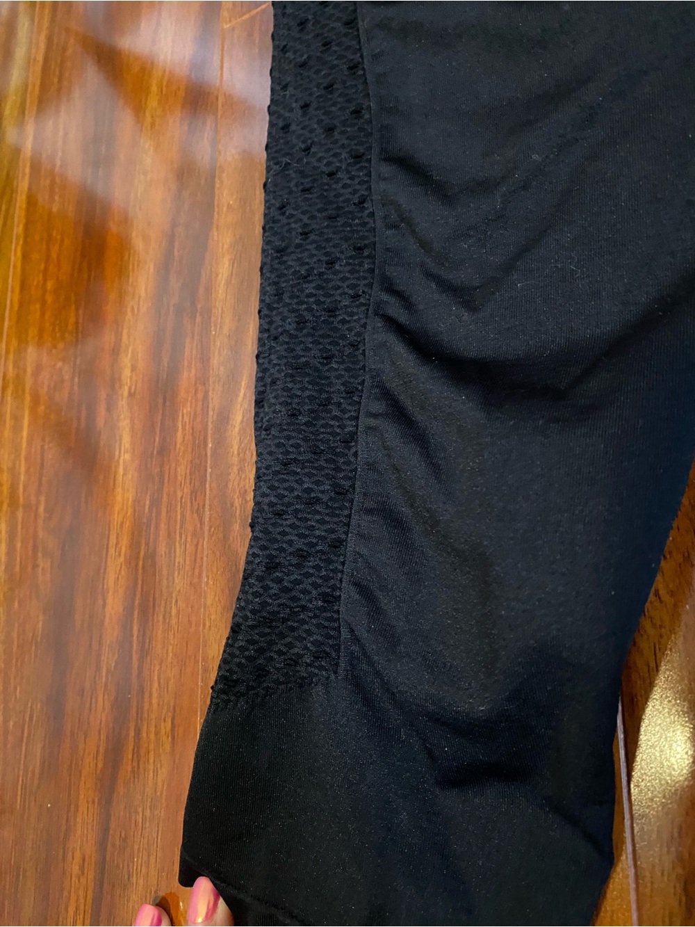 Fabletics High Waist Black Sporty Leggings with mesh sides XL - Picture 3 of 7